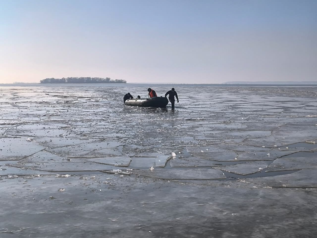 Безпека на водоймі взимку